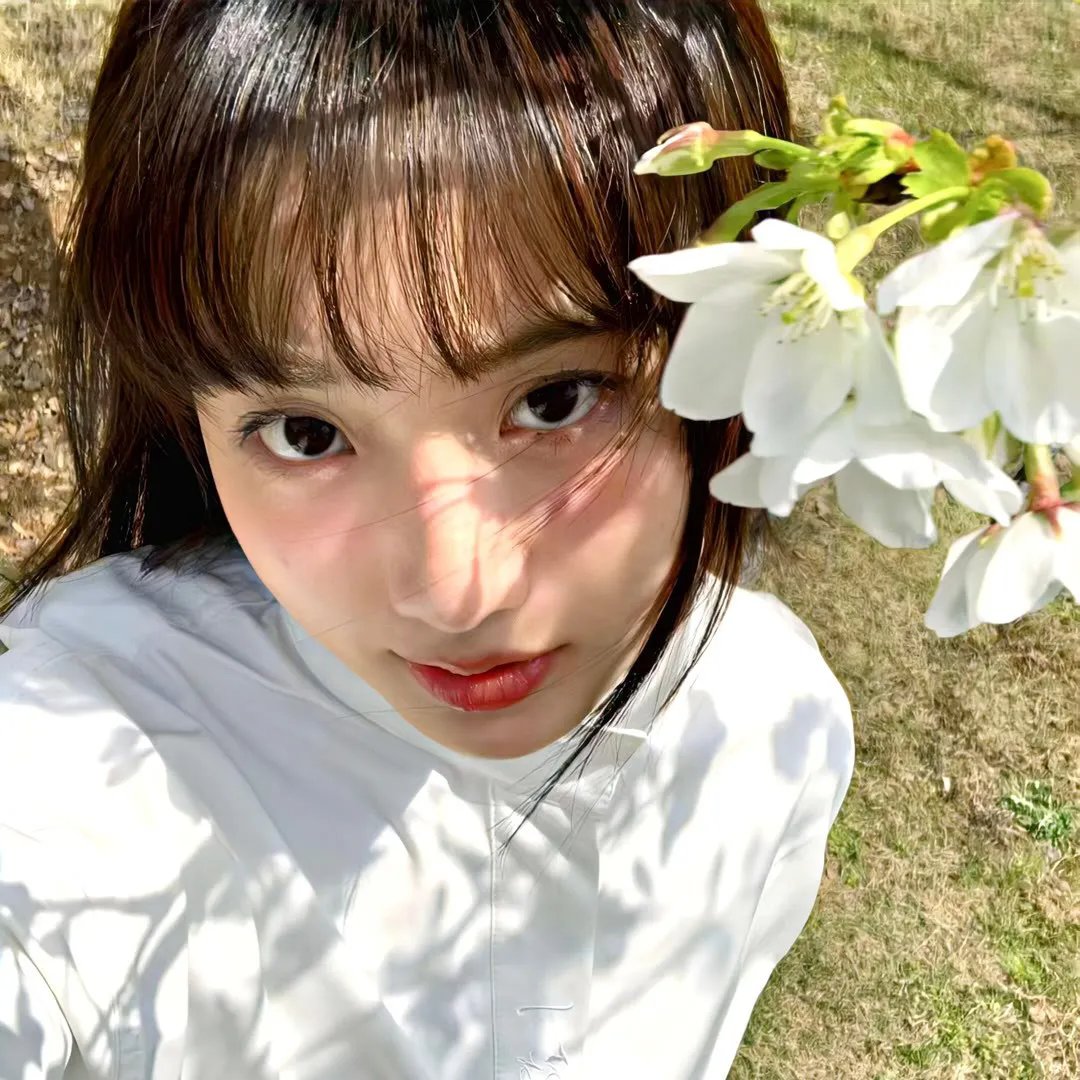 忧郁小女孩